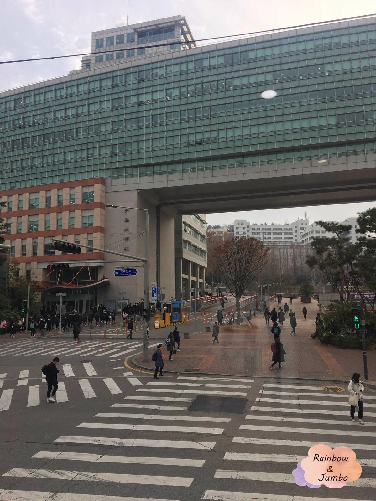 2017 Jumbo韓國首爾旅遊|弘大入口站|韓國美而美之稱 2017 Jumbo韓國首爾旅遊|弘大入口站|韓國美而美之稱
