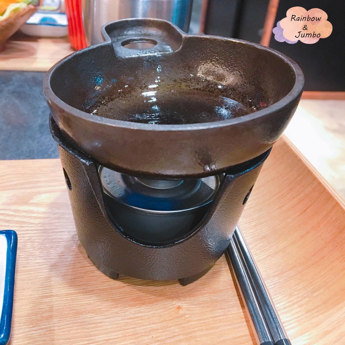 【不專業食記】台北大安|忠孝復興站|牛排不是只有煎之炸牛排乍 【不專業食記】台北大安|忠孝復興站|牛排不是只有煎之炸牛排乍