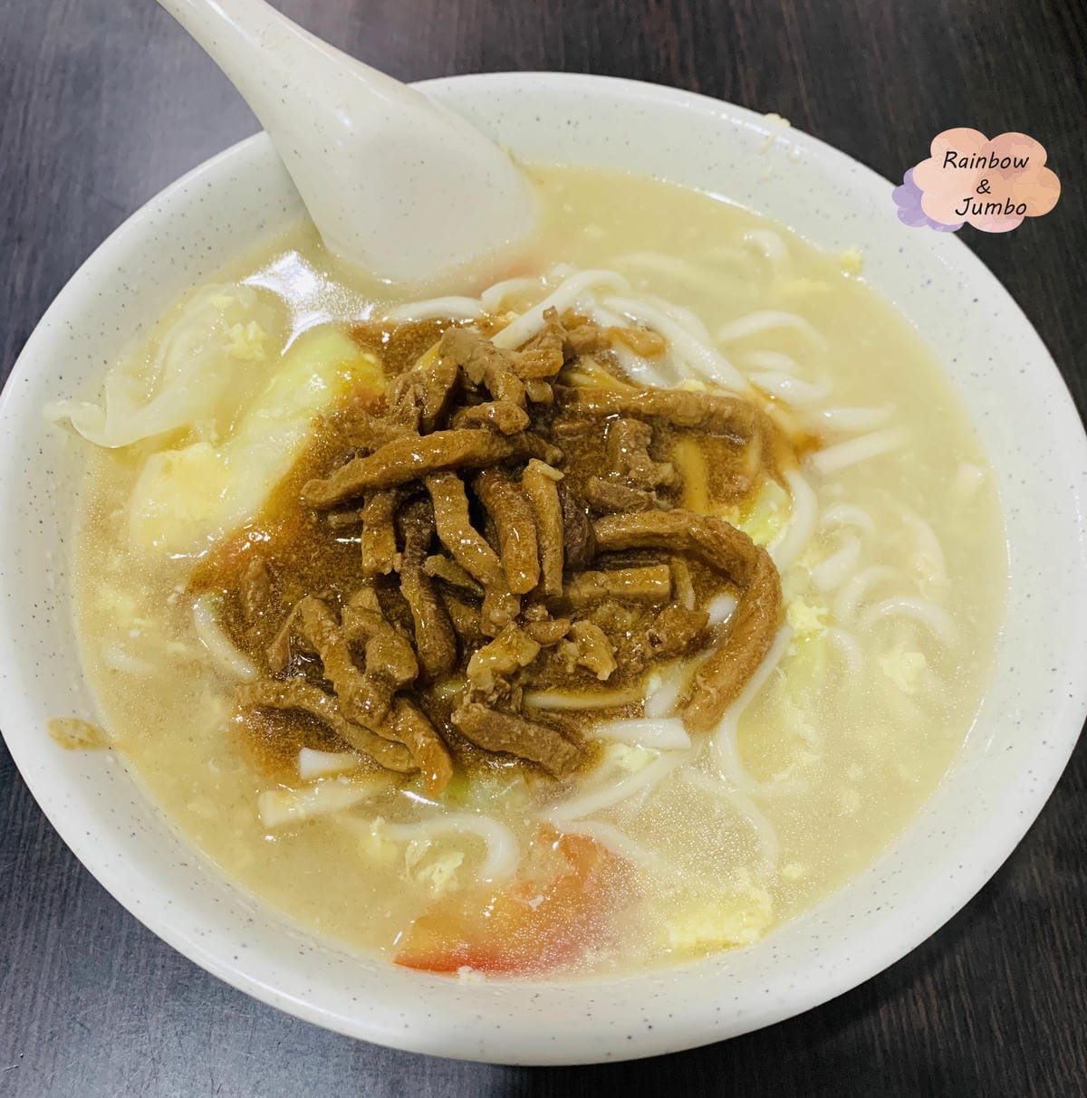 【不專業食記】台北中正|西門站|街裡只賣兩種麵的麵店〈龍記搶 【不專業食記】台北中正|西門站|街裡只賣兩種麵的麵店〈龍記搶