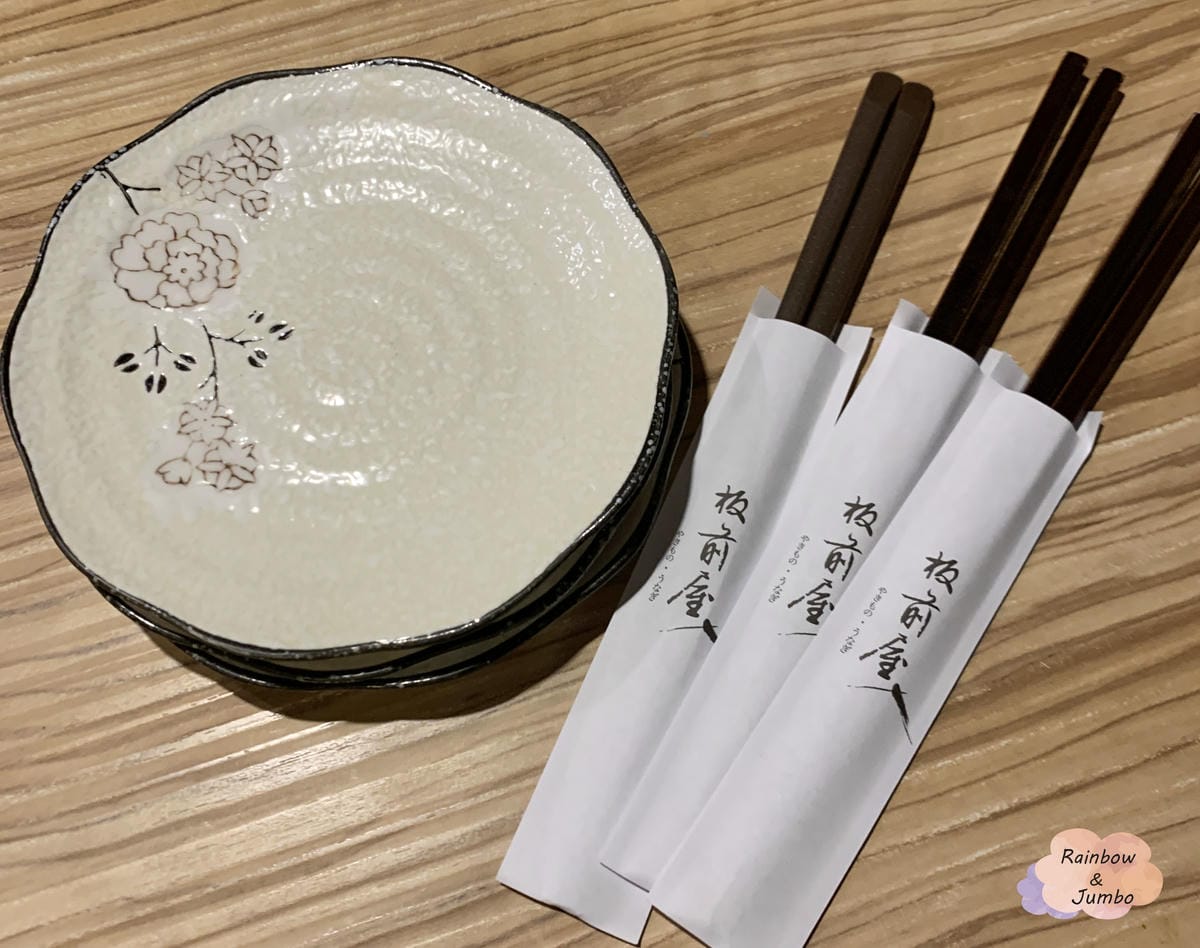 【不專業食記】台北南港|「板前屋」正宗炭烤的美味鰻魚飯,不容 【不專業食記】台北南港|「板前屋」正宗炭烤的美味鰻魚飯,不容