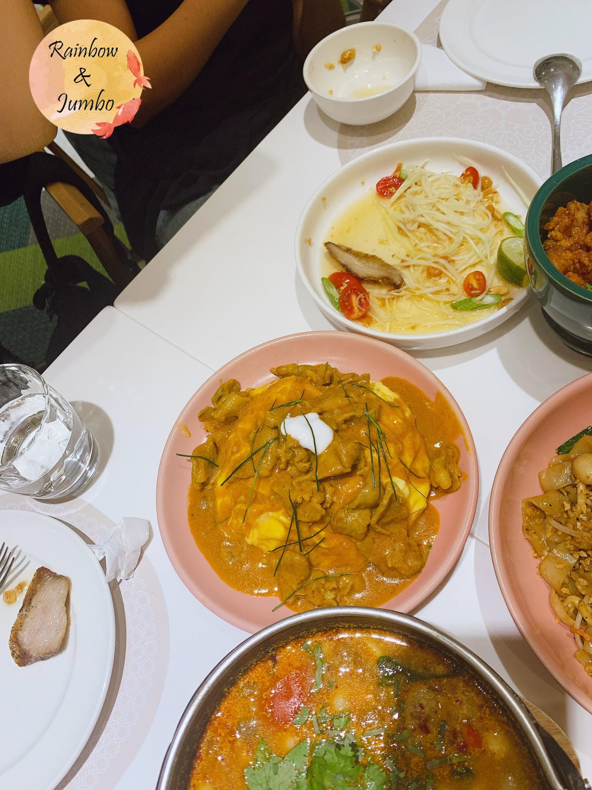 【不專業食記】台北信義|lady nara統一時代店,泰式網 【不專業食記】台北信義|lady nara統一時代店,泰式網