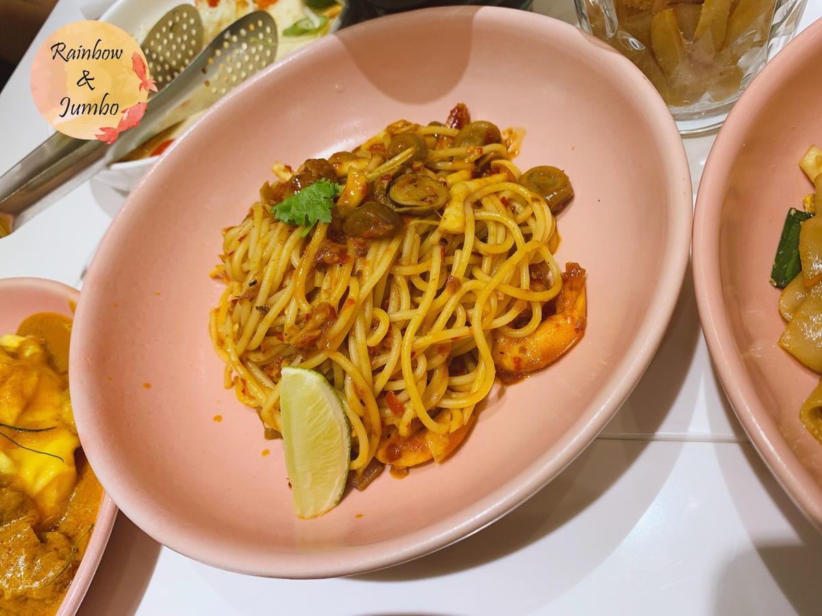 【不專業食記】台北信義|lady nara統一時代店,泰式網 【不專業食記】台北信義|lady nara統一時代店,泰式網