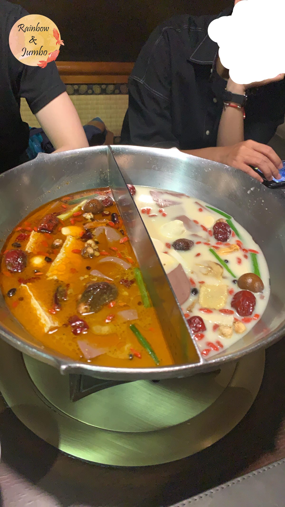 【不專業食記】台北中山|無老鍋中山店,特色麵包豆腐白湯鍋/無 【不專業食記】台北中山|無老鍋中山店,特色麵包豆腐白湯鍋/無