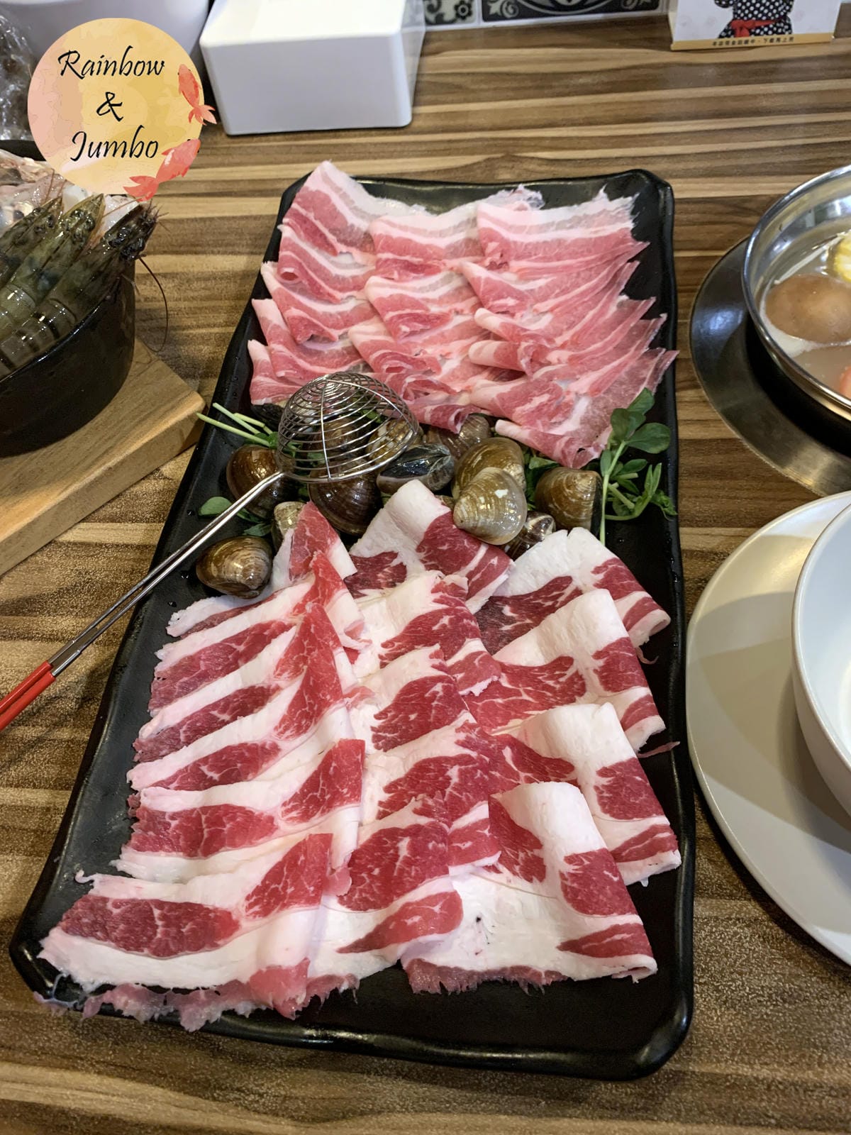 【不專業食記】新北中和|大豚涮涮屋CP值超高,份量超大,一位 【不專業食記】新北中和|大豚涮涮屋CP值超高,份量超大,一位