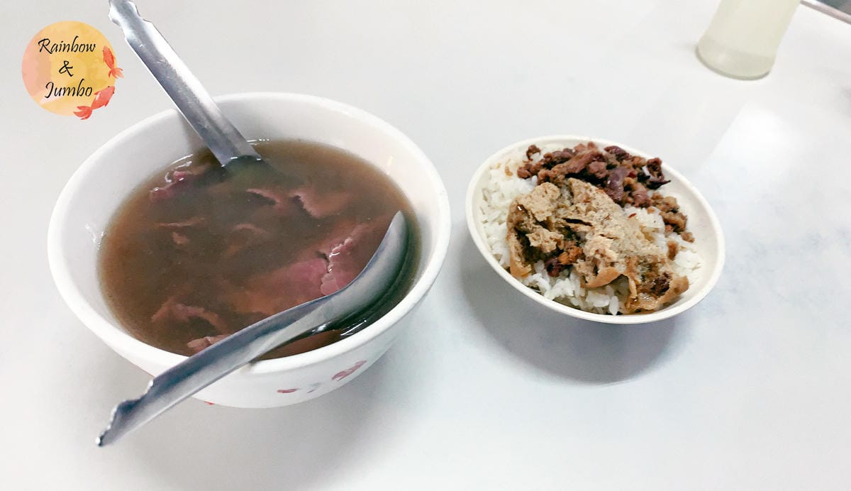 【不專業食記】台南中西|康樂街牛肉湯,原汁原味又清甜,早上1 【不專業食記】台南中西|康樂街牛肉湯,原汁原味又清甜,早上1