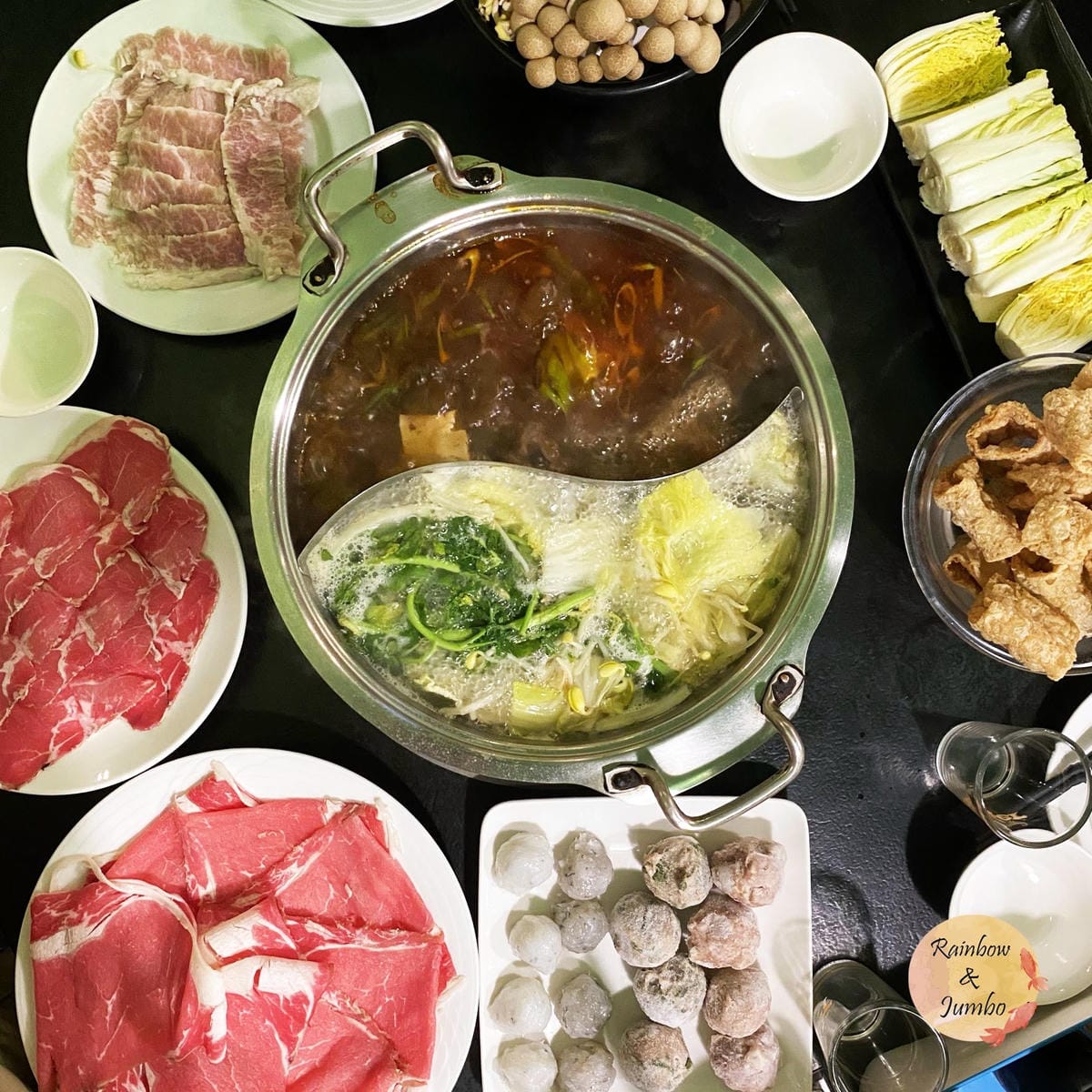 【不專業食記】台北中山|香港私宅打邊爐火鍋餐廳,隱身公寓的復 【不專業食記】台北中山|香港私宅打邊爐火鍋餐廳,隱身公寓的復