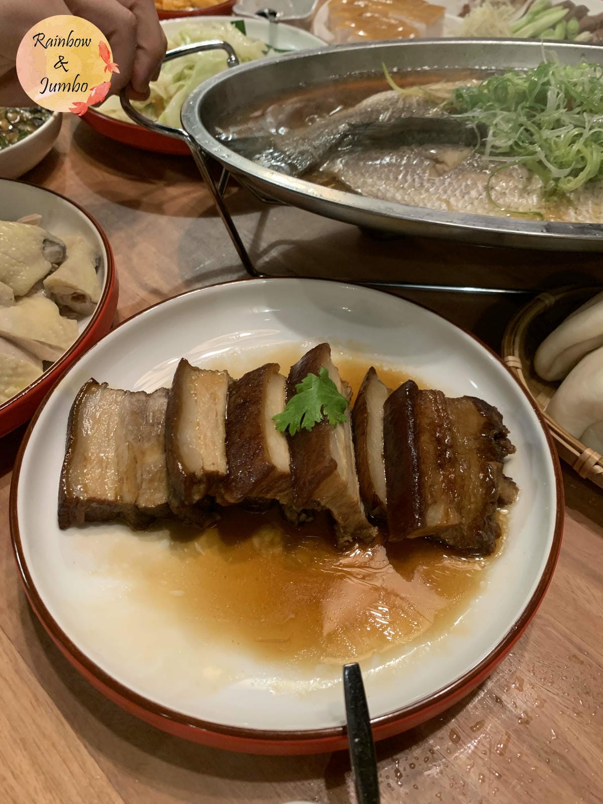 【不專業食記】台北信義|真心台菜X香茅廚泰式餐廳,台泰美食合 【不專業食記】台北信義|真心台菜X香茅廚泰式餐廳,台泰美食合