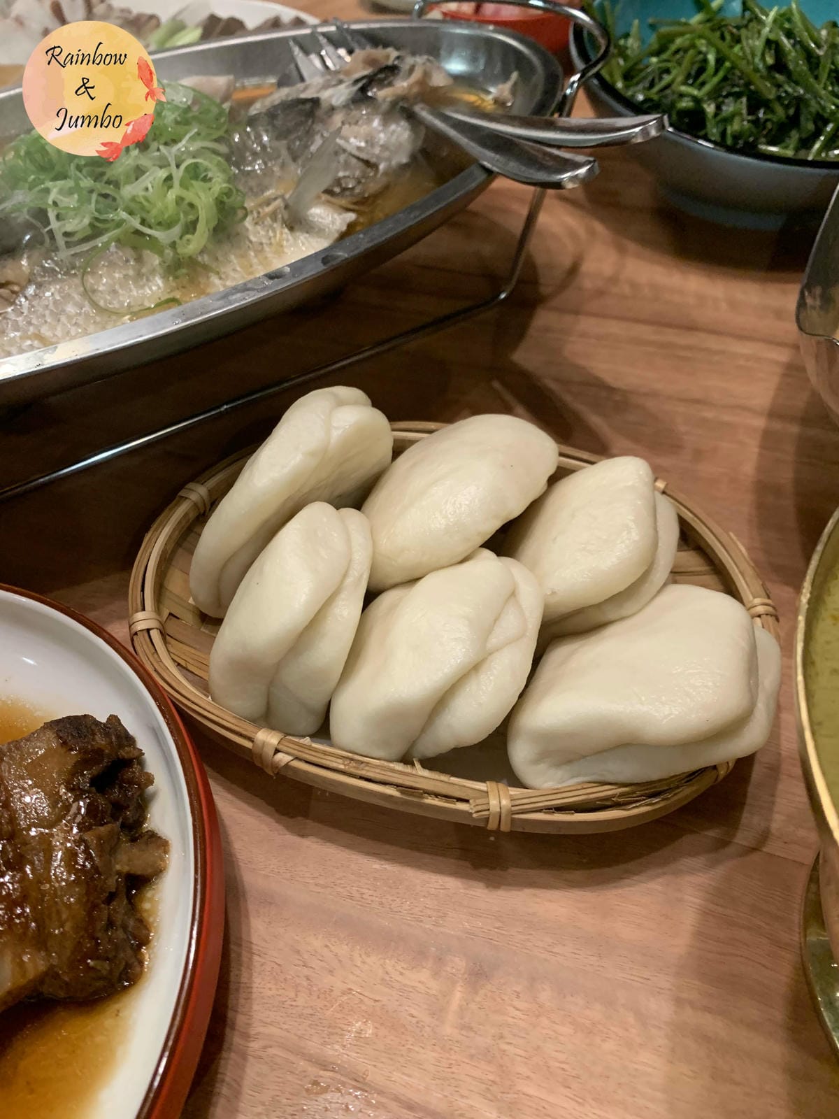 【不專業食記】台北信義|真心台菜X香茅廚泰式餐廳,台泰美食合 【不專業食記】台北信義|真心台菜X香茅廚泰式餐廳,台泰美食合