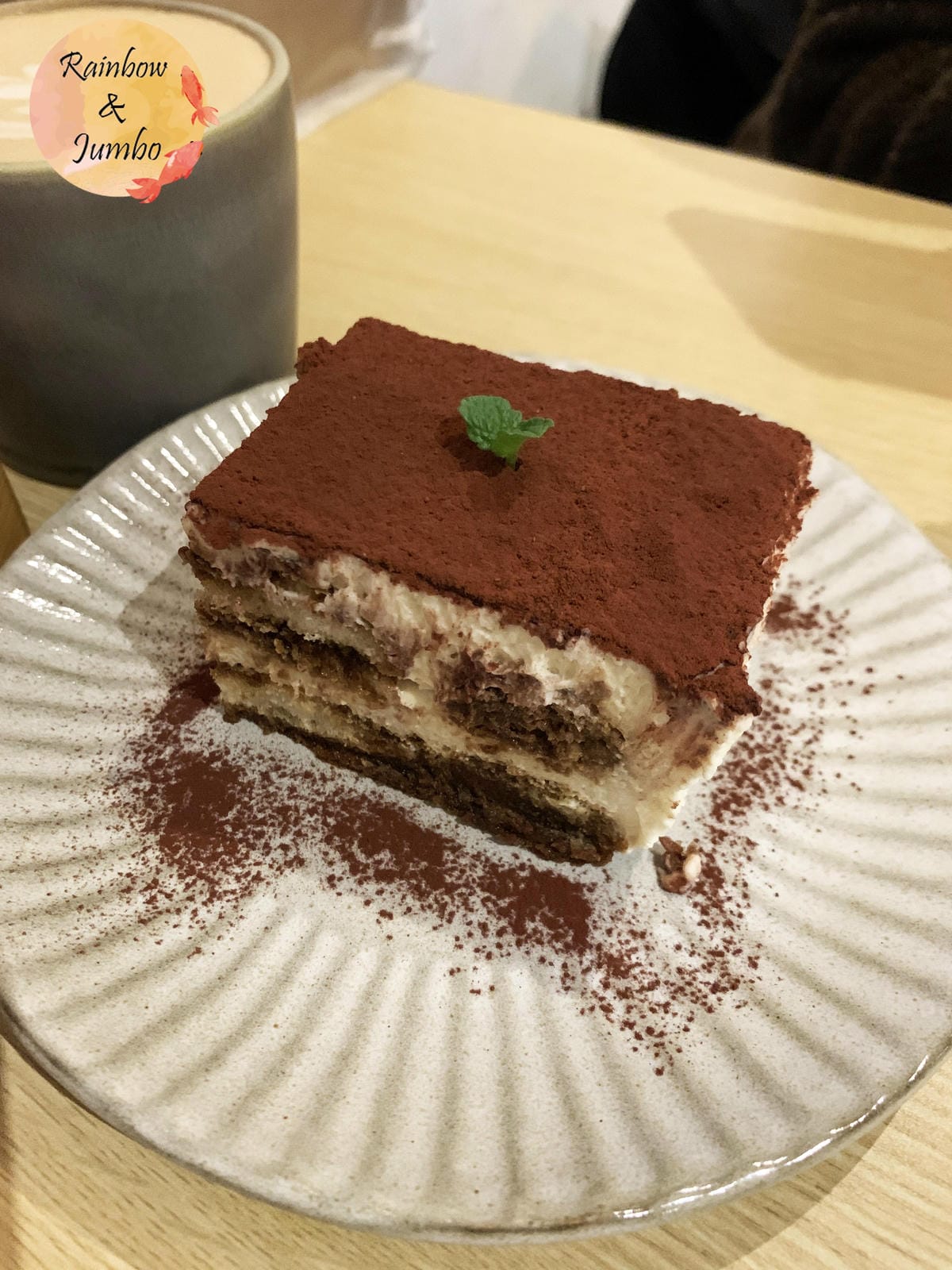 【不專業食記】台北中山｜旅徒咖啡，隱身在二樓的不限時咖啡館，