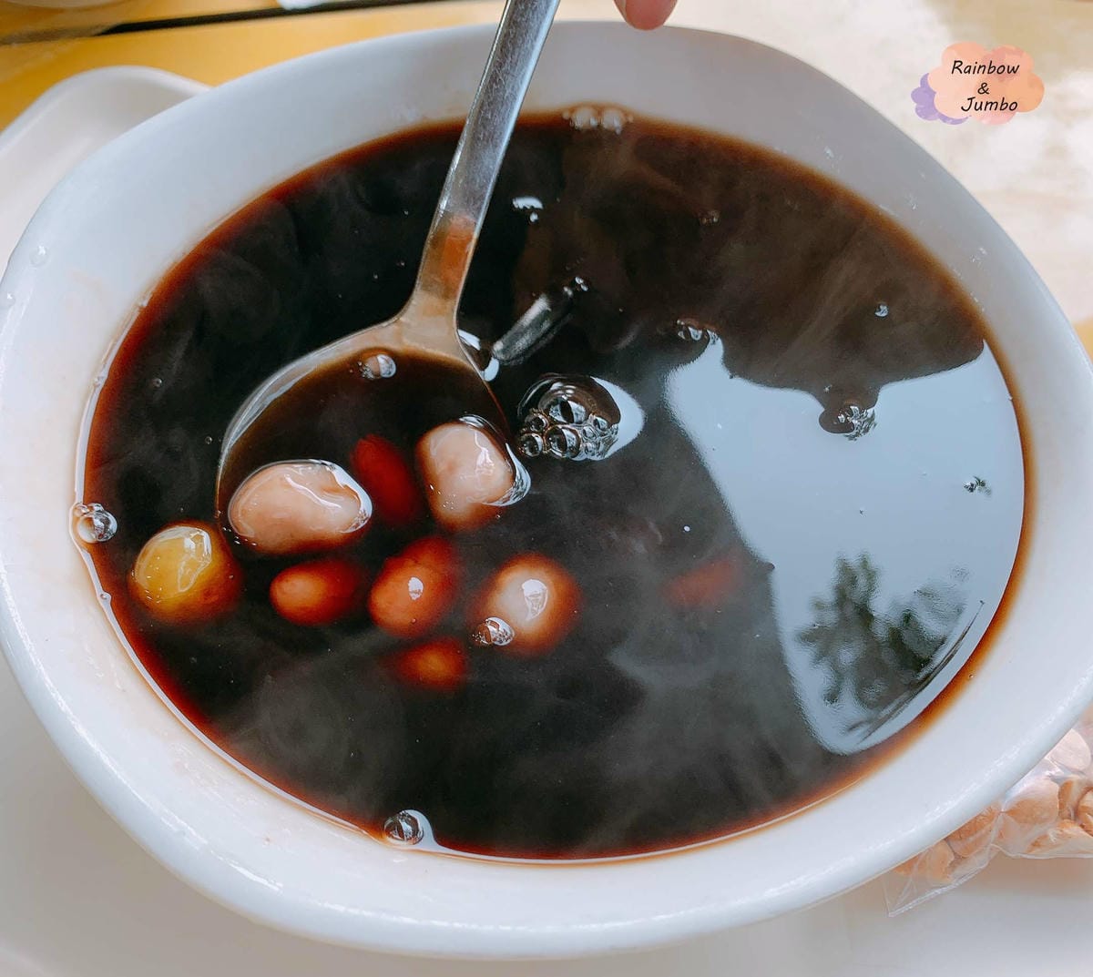 【不專業食記】新北三重|三重人的在地老甜點店~傳統集美三色布 【不專業食記】新北三重|三重人的在地老甜點店~傳統集美三色布