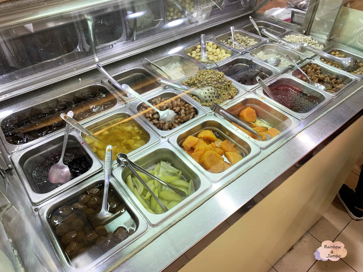 【不專業食記】新北三重|三重人的在地老甜點店~傳統集美三色布 【不專業食記】新北三重|三重人的在地老甜點店~傳統集美三色布