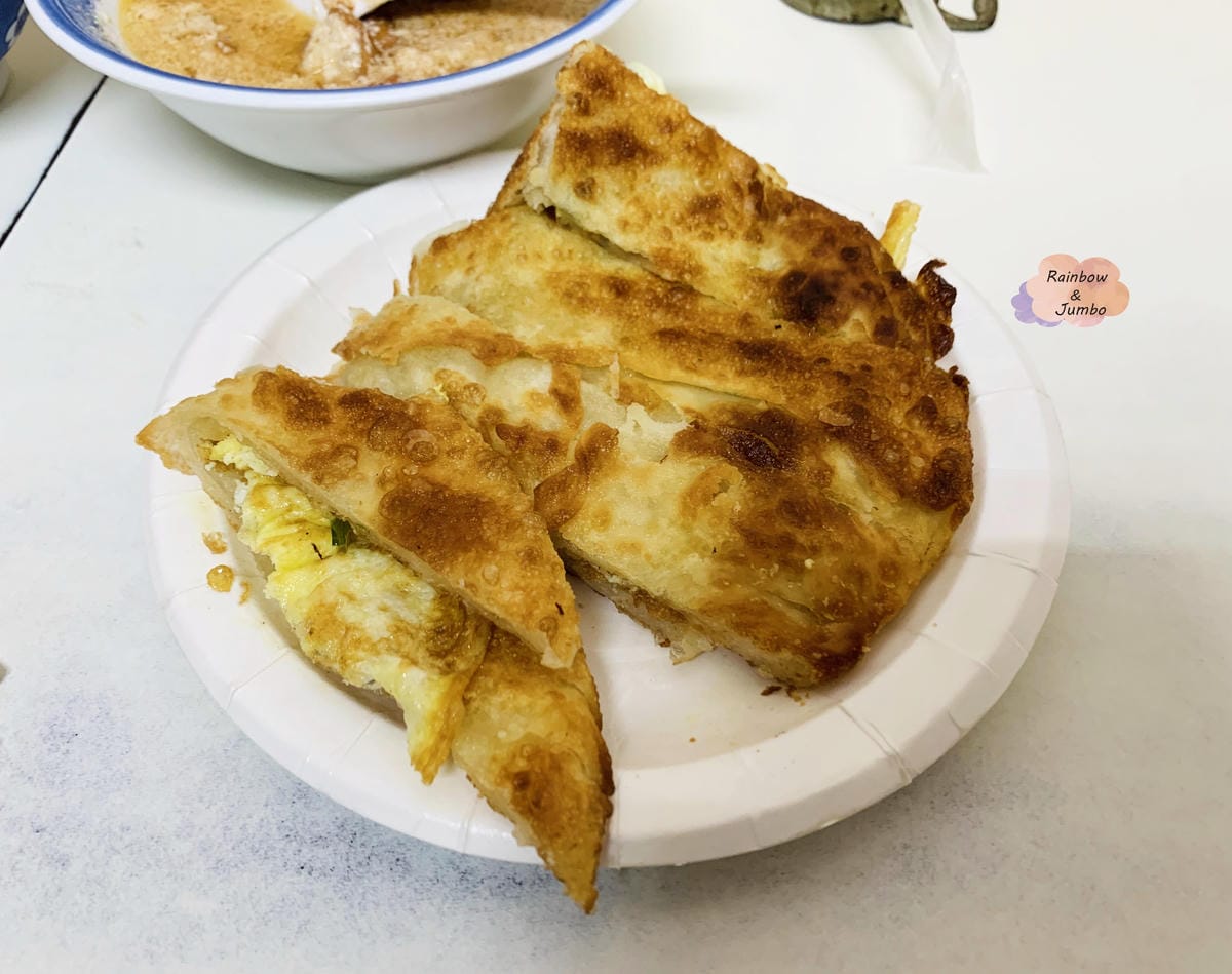 【不專業食記】台北北投|早起吃早餐~「石牌無名手工蛋餅」與花 【不專業食記】台北北投|早起吃早餐~「石牌無名手工蛋餅」與花