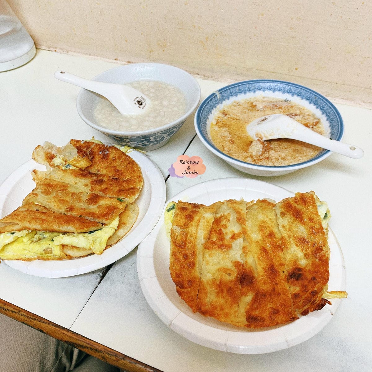 【不專業食記】台北北投|早起吃早餐~「石牌無名手工蛋餅」與花 【不專業食記】台北北投|早起吃早餐~「石牌無名手工蛋餅」與花