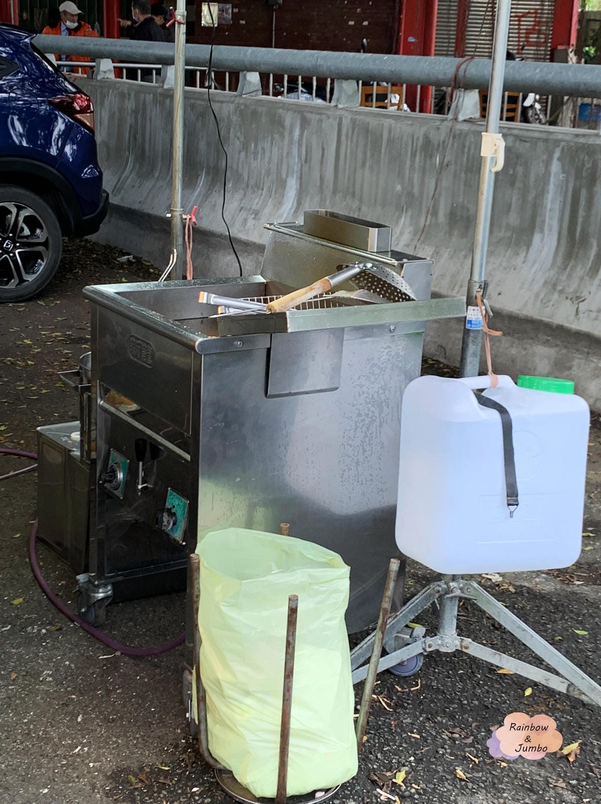 【不專業食記】中部美食|蔡淑娟芋頭丸、芋頭籤餅~發財車的美味 【不專業食記】中部美食|蔡淑娟芋頭丸、芋頭籤餅~發財車的美味