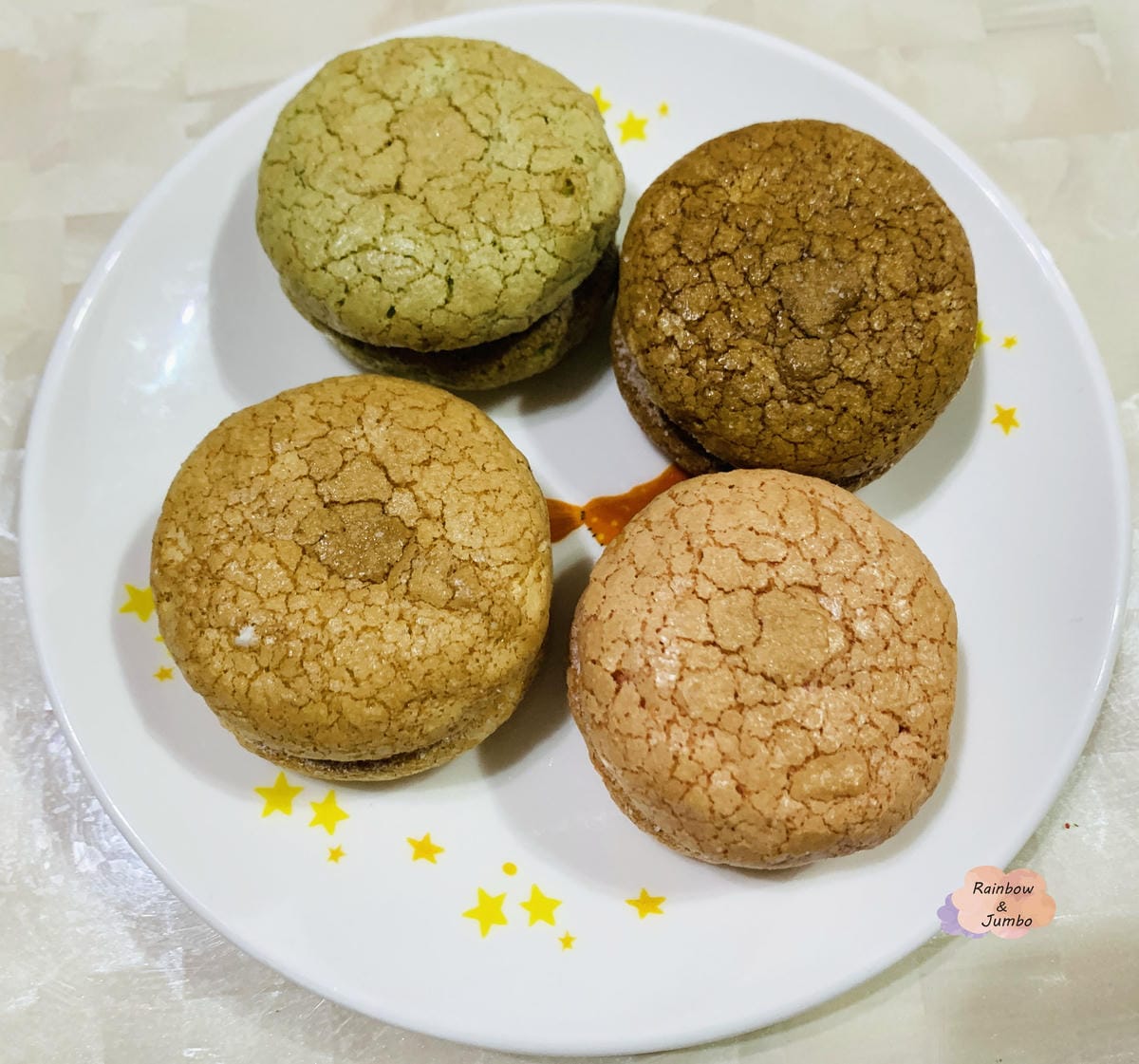 【不專業食記】禮盒開箱|Amo阿默~創新X台式馬卡龍「達克瓦 【不專業食記】禮盒開箱|Amo阿默~創新X台式馬卡龍「達克瓦
