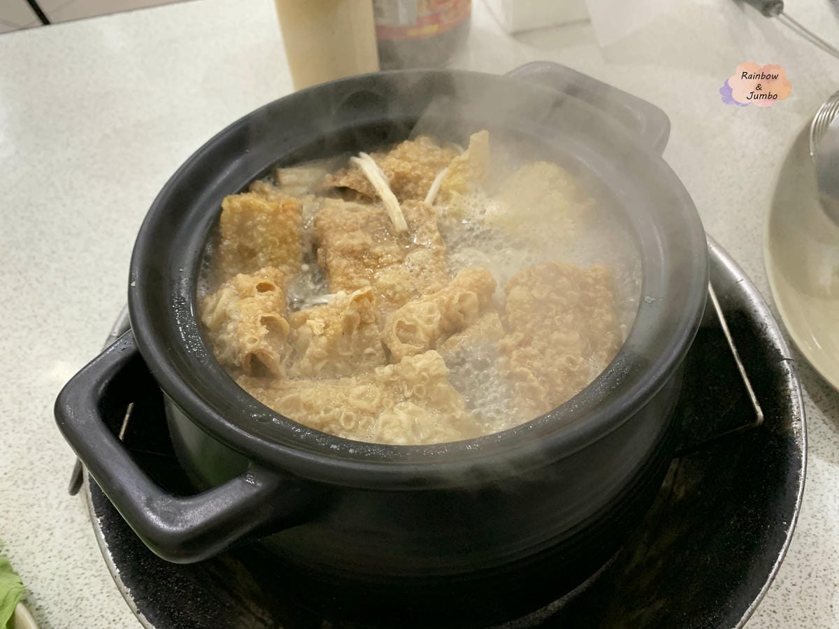 【不專業食記】台北大同|大頭鴨薑母鴨~雙連捷運站附近平價的冬 【不專業食記】台北大同|大頭鴨薑母鴨~雙連捷運站附近平價的冬
