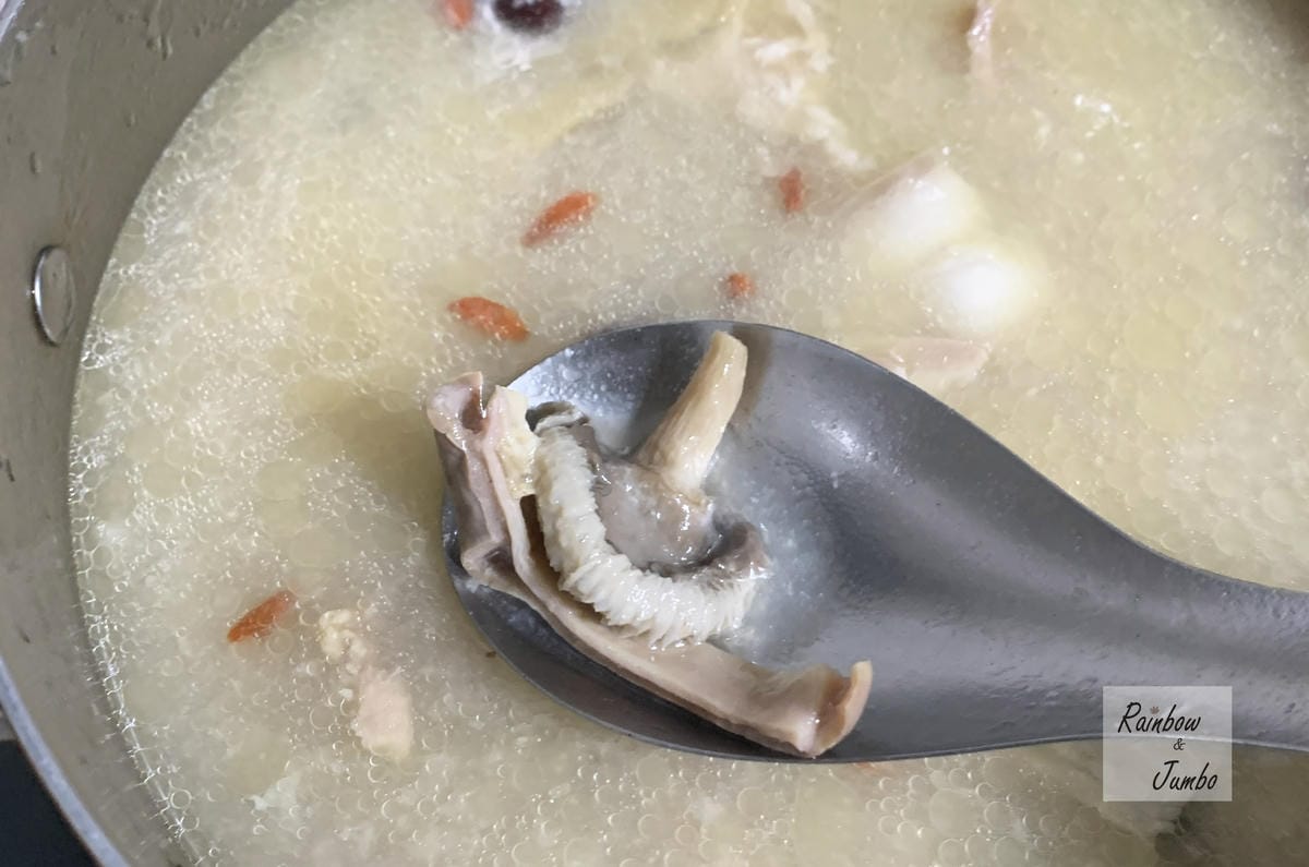 【不專業食記】宅配開箱|老媽家|胡椒豬肚雞+香辣沙鍋菜,一次 【不專業食記】宅配開箱|老媽家|胡椒豬肚雞+香辣沙鍋菜,一次