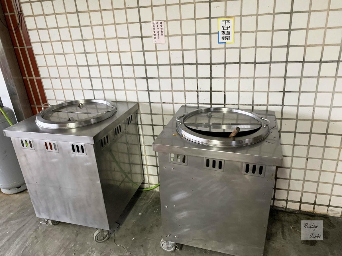 【新北石門|石門景點】金剛宮四面佛|劉家肉粽旁的國際景點,東 【新北石門|石門景點】金剛宮四面佛|劉家肉粽旁的國際景點,東