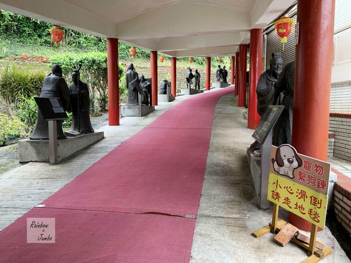 【新北石門|石門景點】金剛宮四面佛|劉家肉粽旁的國際景點,東 【新北石門|石門景點】金剛宮四面佛|劉家肉粽旁的國際景點,東