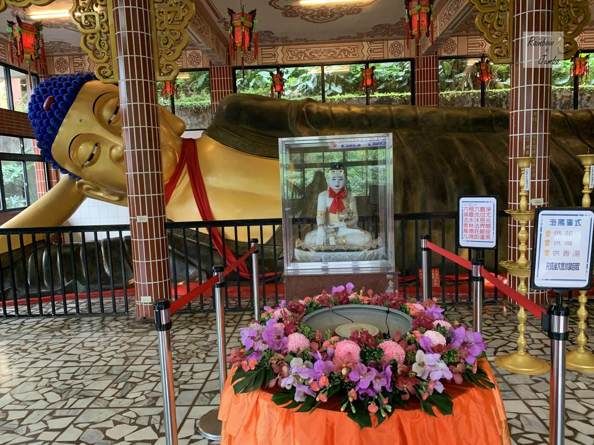 【新北石門|石門景點】金剛宮四面佛|劉家肉粽旁的國際景點,東 【新北石門|石門景點】金剛宮四面佛|劉家肉粽旁的國際景點,東