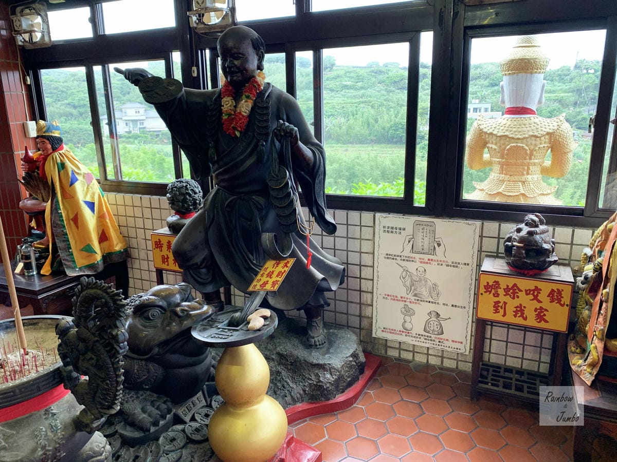 【新北石門|石門景點】金剛宮四面佛|劉家肉粽旁的國際景點,東 【新北石門|石門景點】金剛宮四面佛|劉家肉粽旁的國際景點,東