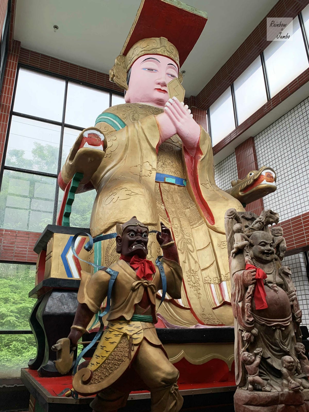 【新北石門|石門景點】金剛宮四面佛|劉家肉粽旁的國際景點,東 【新北石門|石門景點】金剛宮四面佛|劉家肉粽旁的國際景點,東
