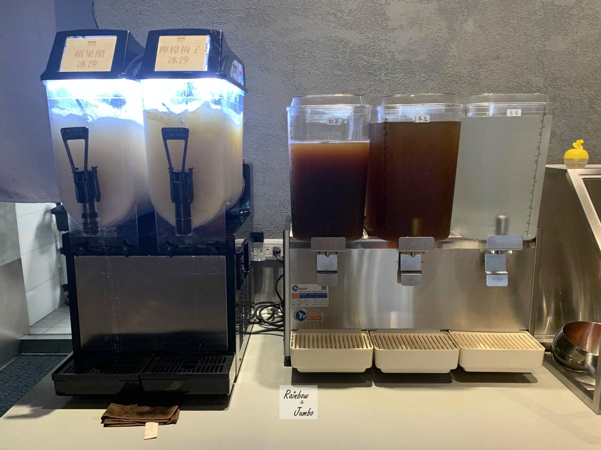 【不專業食記】台北松山|台中熱門火鍋店~萬客什鍋(八德店), 【不專業食記】台北松山|台中熱門火鍋店~萬客什鍋(八德店),