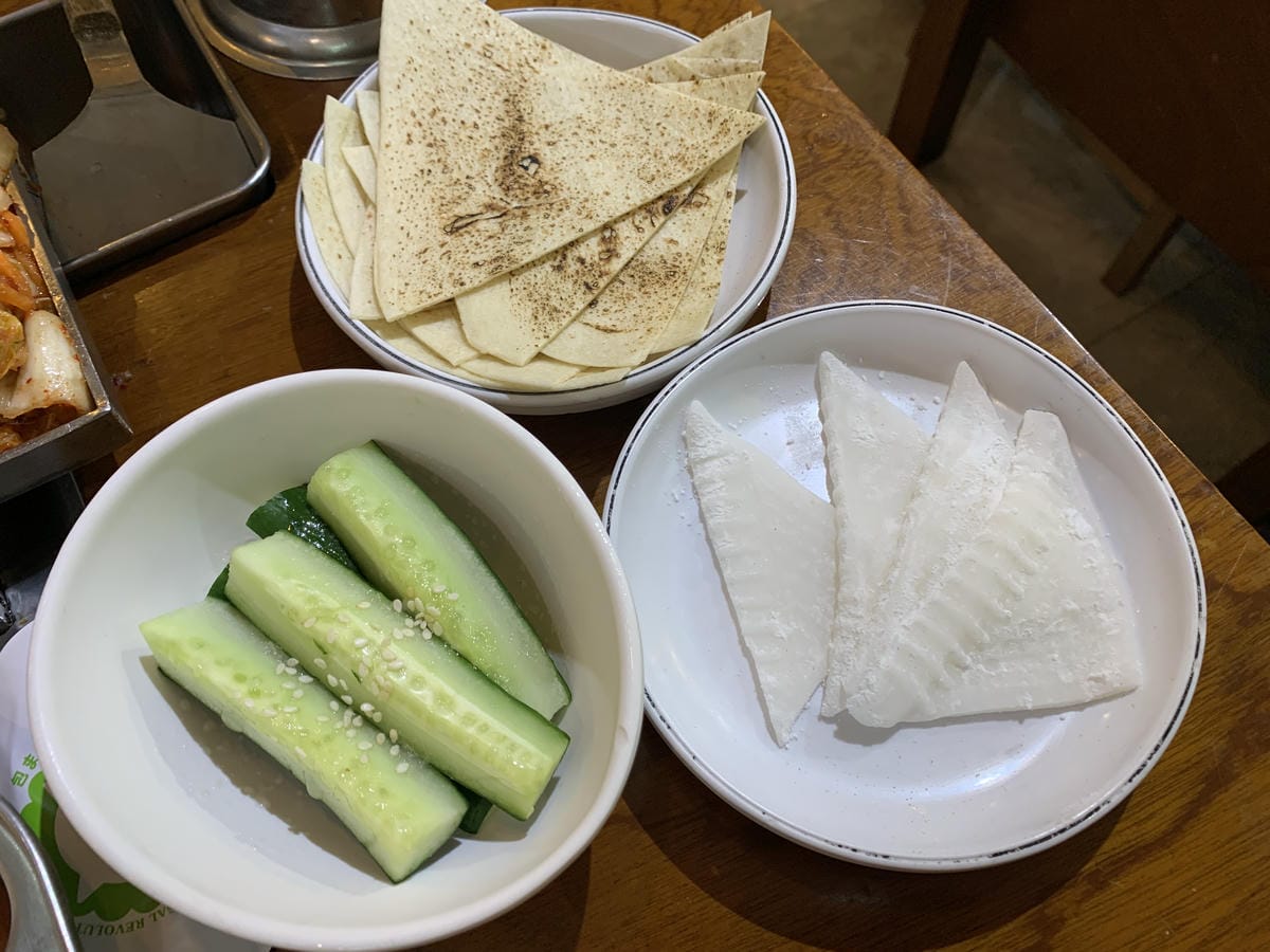 【不專業食記】台北松山|想吃芝麻葉韓式燒烤就要吃菜豚屋VEG 【不專業食記】台北松山|想吃芝麻葉韓式燒烤就要吃菜豚屋VEG