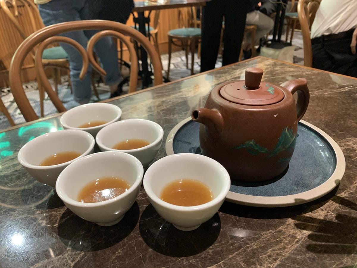 【不專業食記】台北信義｜心潮飯店信義微風店，復古台式餐酒館｜