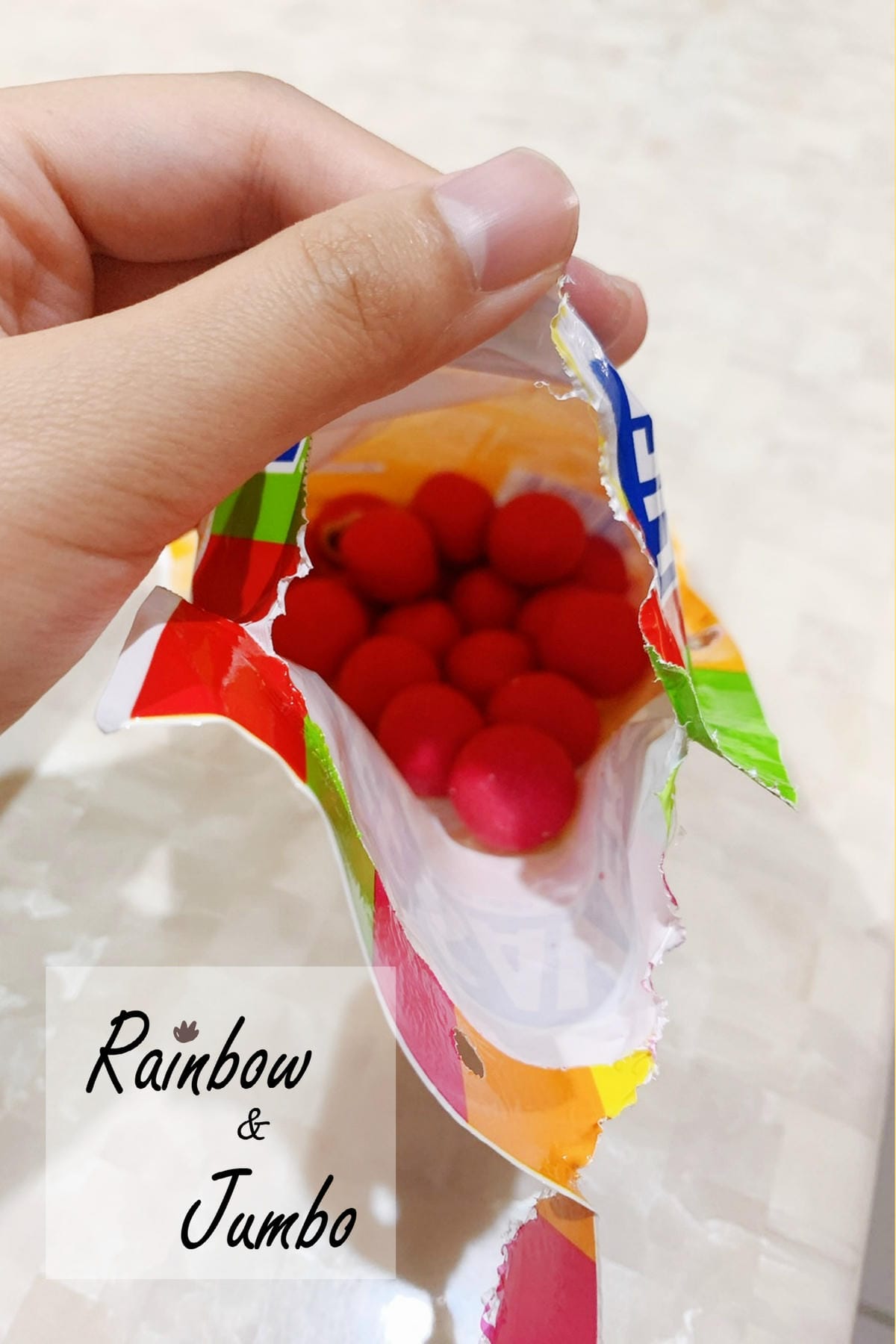 【不專業食記】澳洲零食開箱|Maltesers麥提莎巧克力球 【不專業食記】澳洲零食開箱|Maltesers麥提莎巧克力球