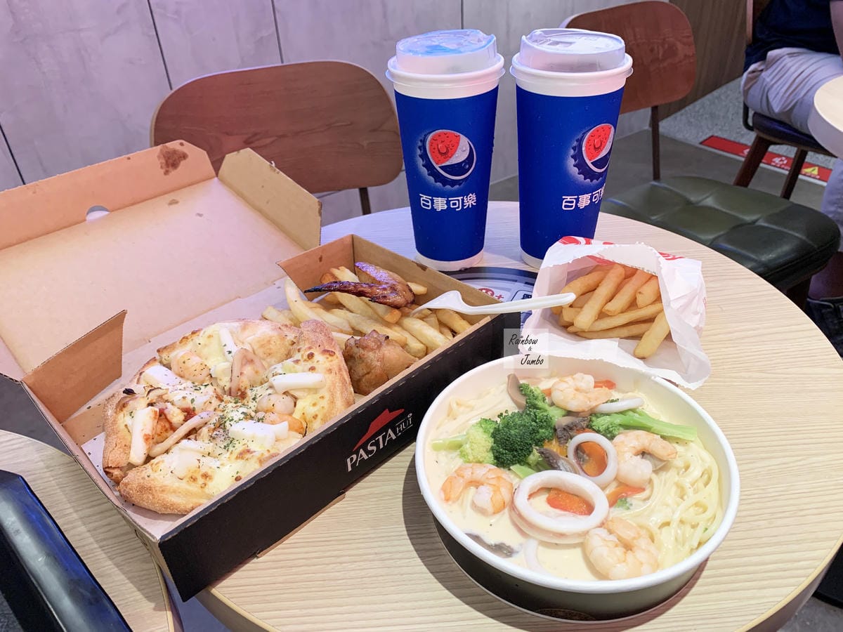 【不專業食記】台北中正|Hot燒站(台北信陽店)個人比薩餐點 【不專業食記】台北中正|Hot燒站(台北信陽店)個人比薩餐點