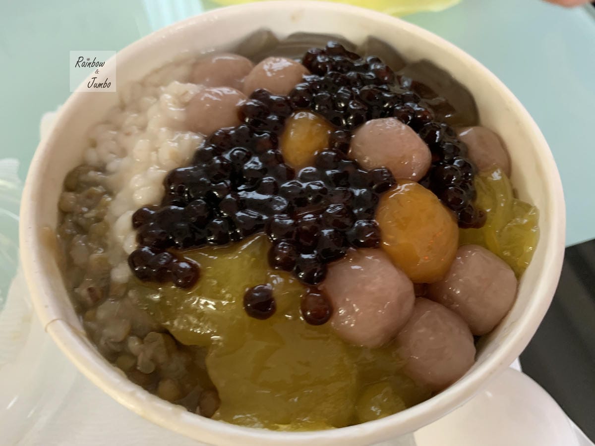 【澎湖美食】澎湖三大仙草冰:玉冠、紫玉、藍媽媽~帶著仙草絲的 【澎湖美食】澎湖三大仙草冰:玉冠、紫玉、藍媽媽~帶著仙草絲的