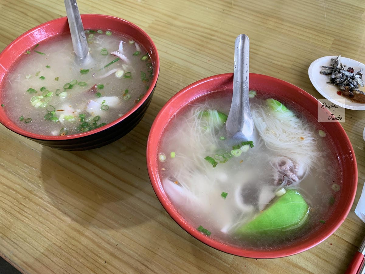 【澎湖美食】澎湖西嶼｜澎湖新鮮小管麵線「小萍的店」，近鯨魚洞