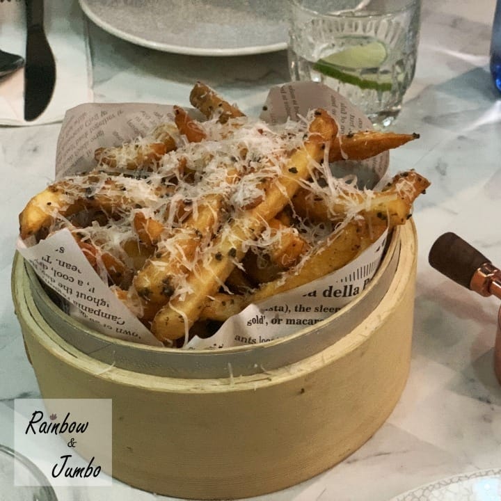 【不專業食記】台北大安|Cosmic Bistro小宇宙餐酒 【不專業食記】台北大安|Cosmic Bistro小宇宙餐酒