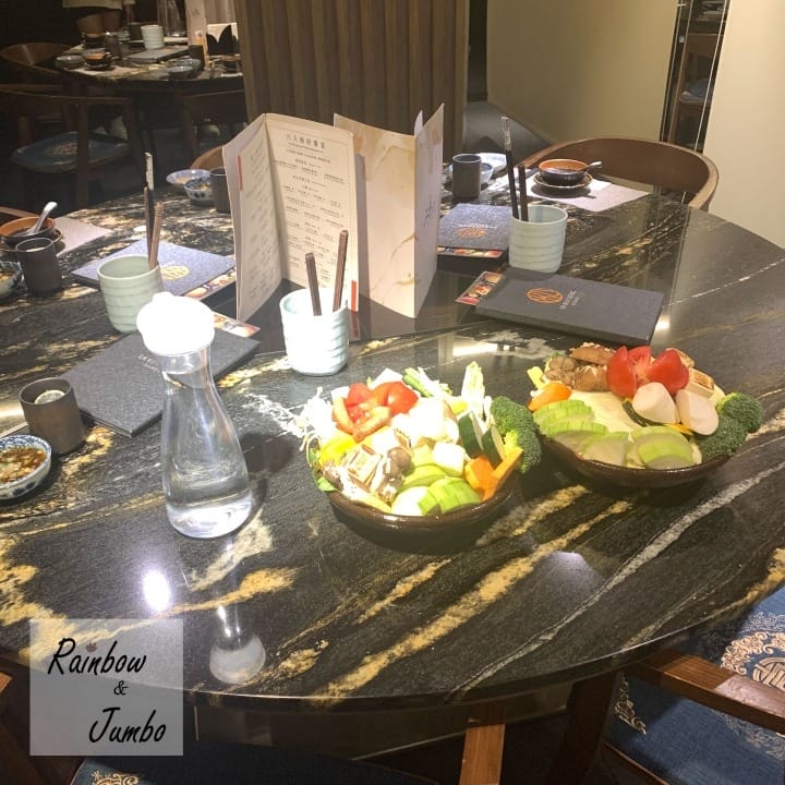【不專業食記】台北大安|二本松涮涮屋,木曜4超玩推薦的火鍋界 【不專業食記】台北大安|二本松涮涮屋,木曜4超玩推薦的火鍋界