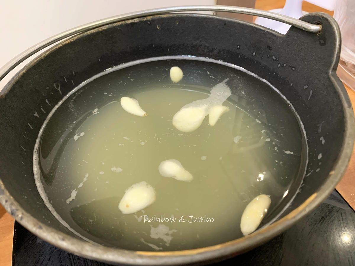 【不專業食記】台北內湖|農耕車石頭火鍋|推薦涮涮鍋湯底,有泡 【不專業食記】台北內湖|農耕車石頭火鍋|推薦涮涮鍋湯底,有泡