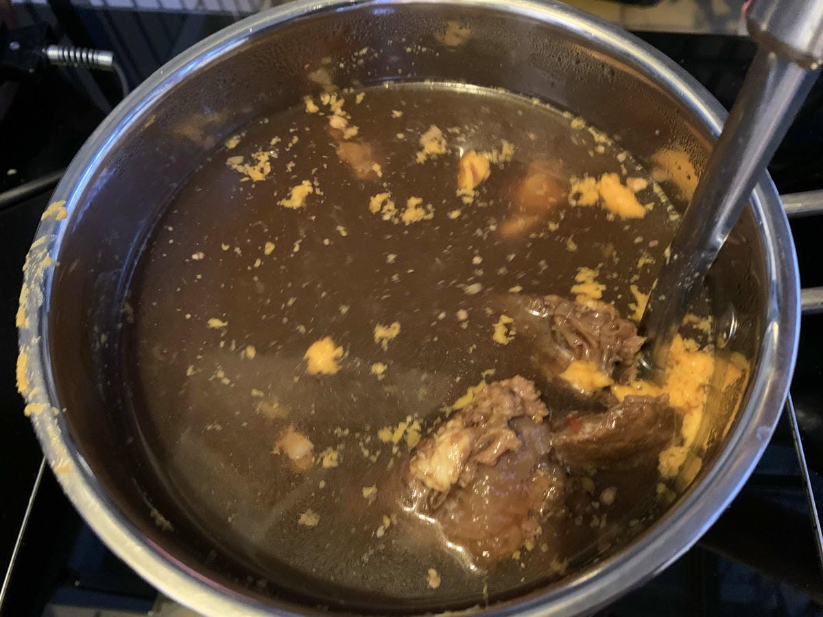 【不專業食記】誠品開箱|誠品行旅炙燒和牛頰牛肉麵|自己在家也 【不專業食記】誠品開箱|誠品行旅炙燒和牛頰牛肉麵|自己在家也