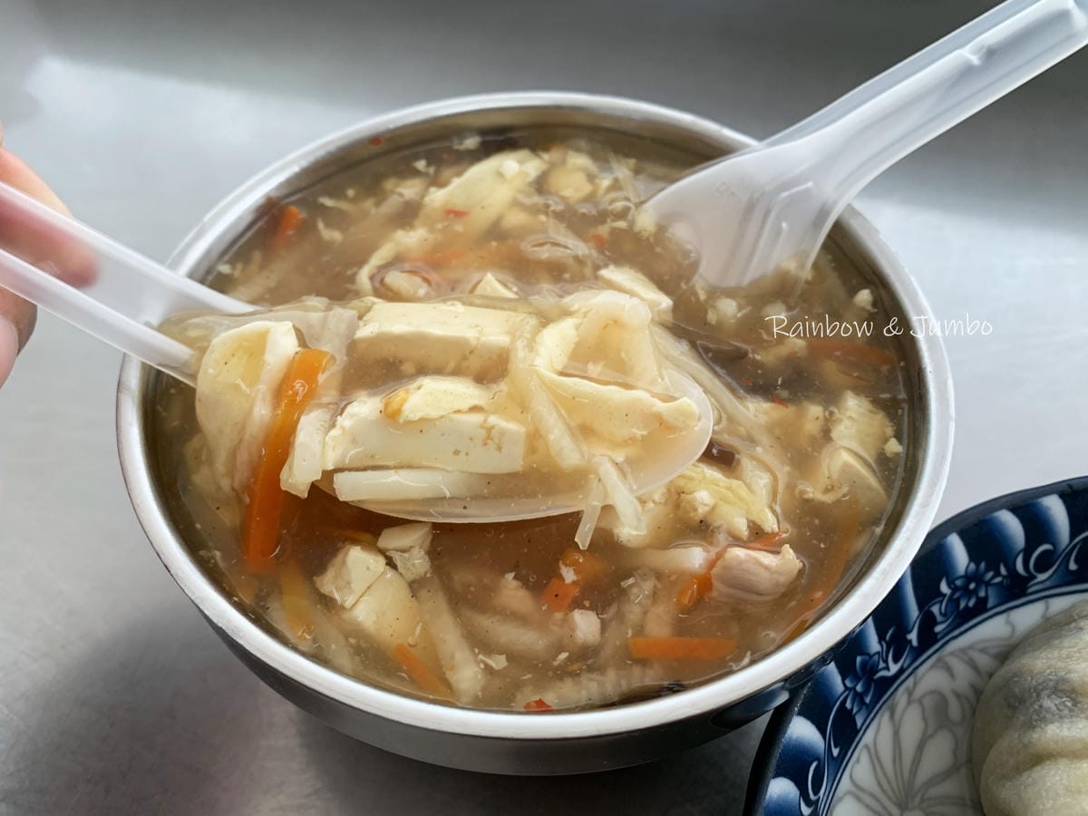 【彰化美食】莊手工鮮肉湯包|秀傳醫院旁的排隊爆汁湯包,手工鮮 【彰化美食】莊手工鮮肉湯包|秀傳醫院旁的排隊爆汁湯包,手工鮮