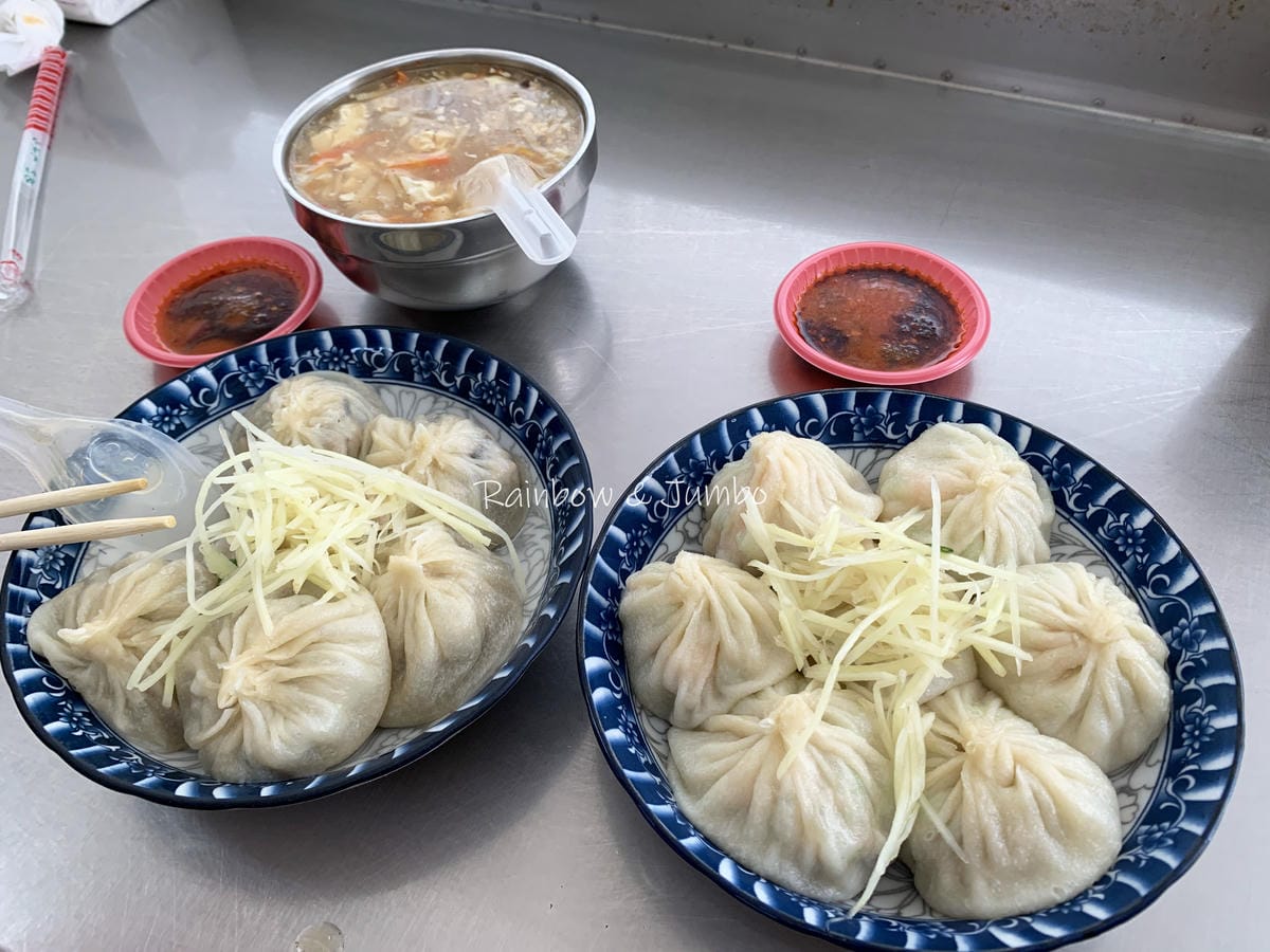 【彰化美食】莊手工鮮肉湯包|秀傳醫院旁的排隊爆汁湯包,手工鮮 【彰化美食】莊手工鮮肉湯包|秀傳醫院旁的排隊爆汁湯包,手工鮮