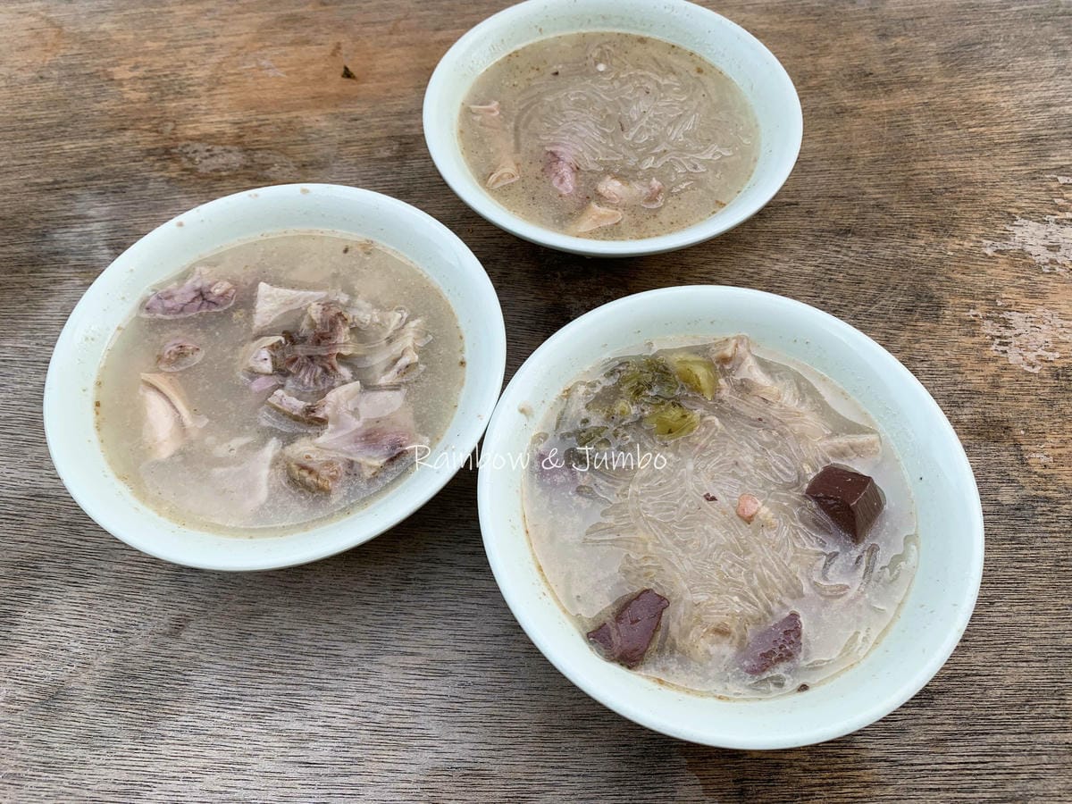 【不專業食記】台中東區|在地人餐車美食-胎哥湯|美味的豬雜湯 【不專業食記】台中東區|在地人餐車美食-胎哥湯|美味的豬雜湯