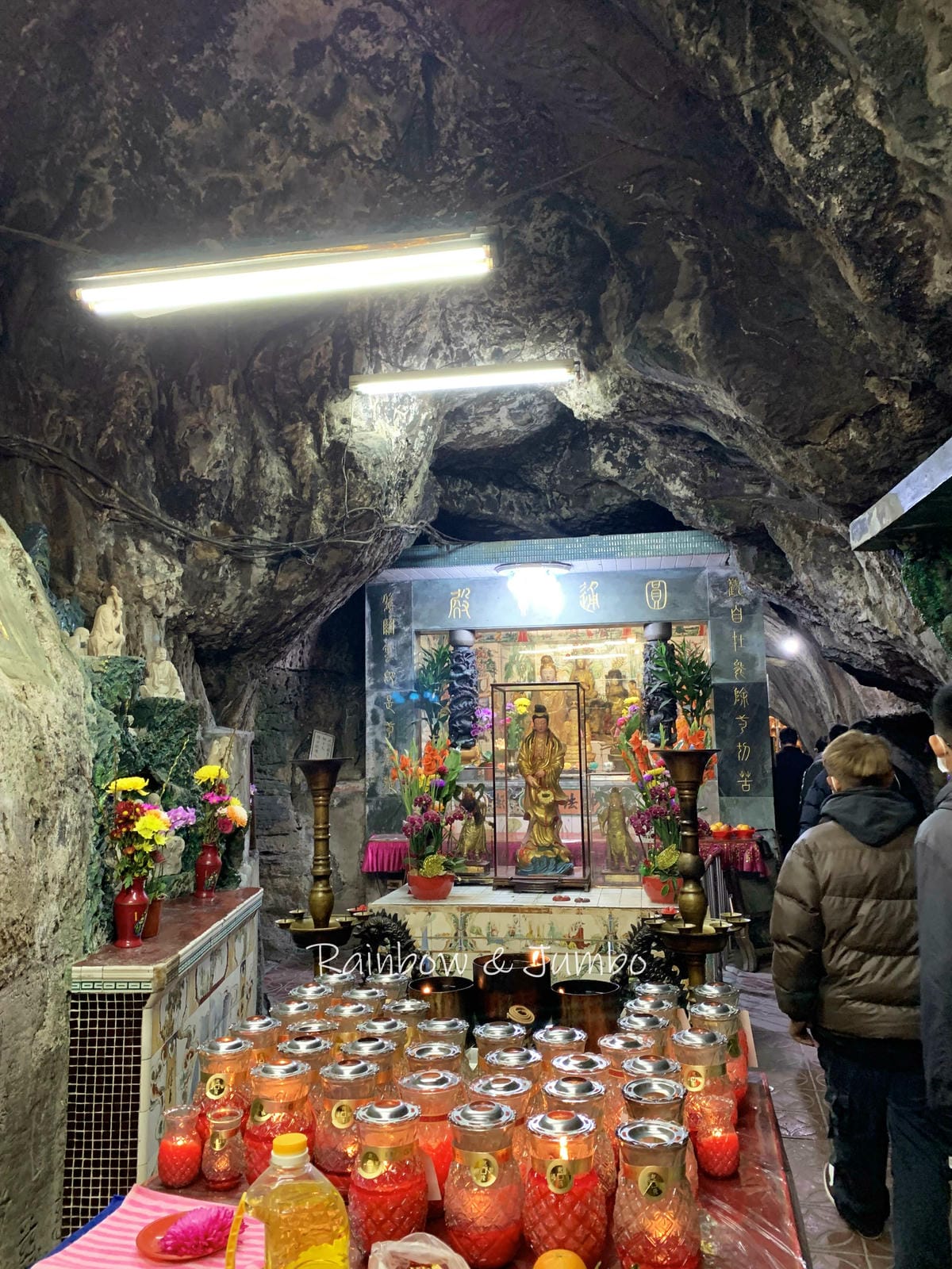 【基隆中正|基隆景點】基隆仙洞巖、佛手洞|海蝕洞穴中的佛教奇 【基隆中正|基隆景點】基隆仙洞巖、佛手洞|海蝕洞穴中的佛教奇