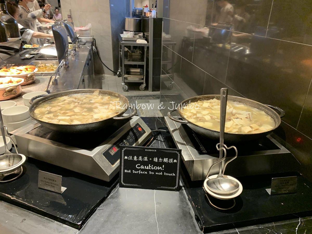 【不專業食記】台北大安|漢來海港餐廳敦化店必吃牛肉湯、鮮蝦、 【不專業食記】台北大安|漢來海港餐廳敦化店必吃牛肉湯、鮮蝦、