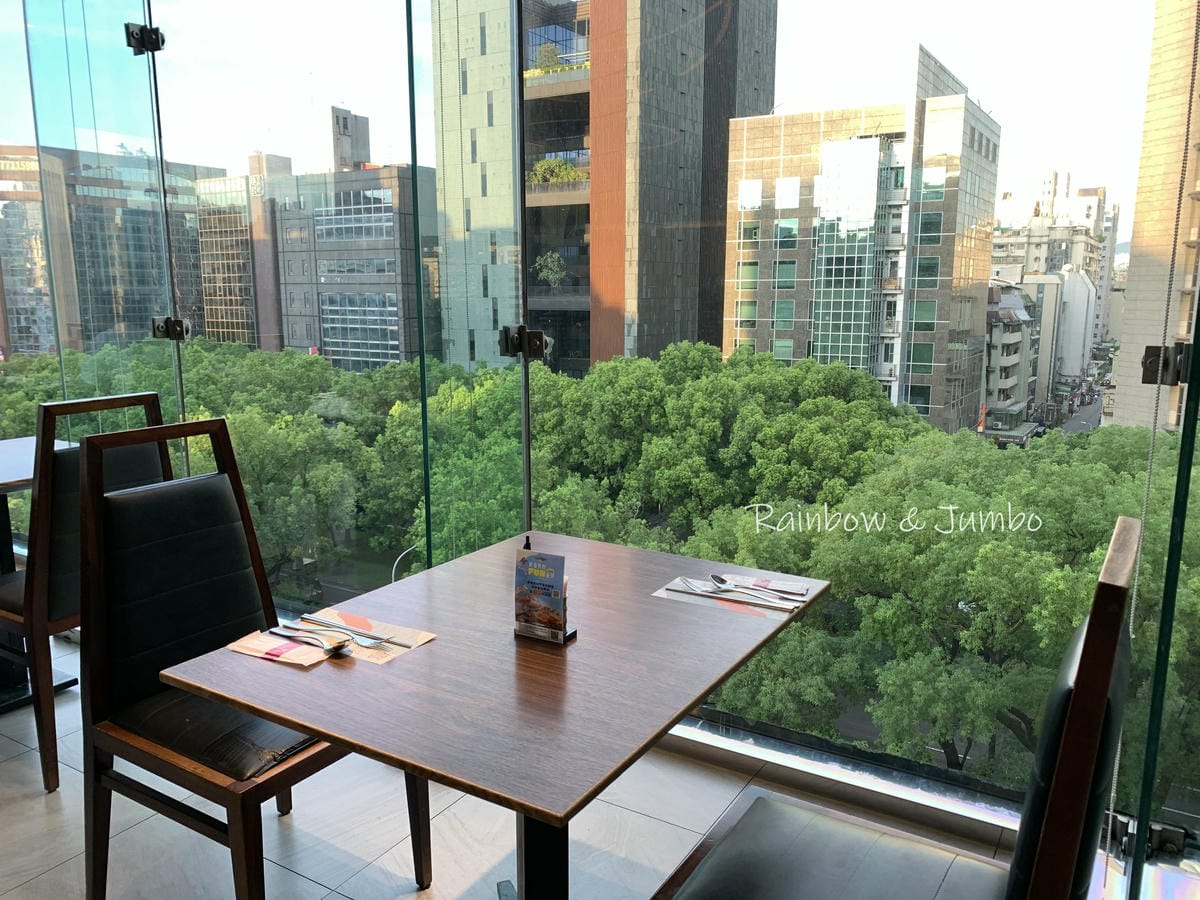 【不專業食記】台北大安|漢來海港餐廳敦化店必吃牛肉湯、鮮蝦、 【不專業食記】台北大安|漢來海港餐廳敦化店必吃牛肉湯、鮮蝦、