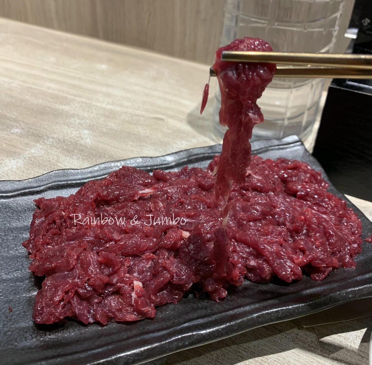 【不專業食記】台北中山|宣牛溫體牛肉火鍋|捷運中山國中站旁的 【不專業食記】台北中山|宣牛溫體牛肉火鍋|捷運中山國中站旁的