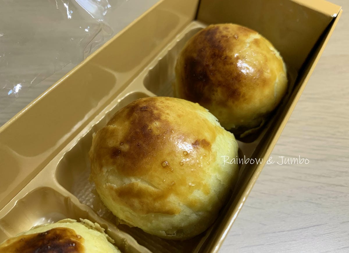 【不專業食記】(二更)禮盒開箱|香格禮坊|台中知名蛋黃酥的家 【不專業食記】(二更)禮盒開箱|香格禮坊|台中知名蛋黃酥的家