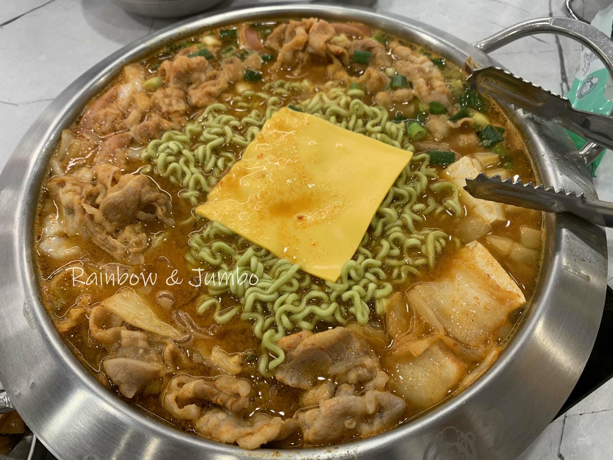 【不專業食記】台北中山|金剛部隊鍋|來自韓國釜山的部隊鍋,白 【不專業食記】台北中山|金剛部隊鍋|來自韓國釜山的部隊鍋,白