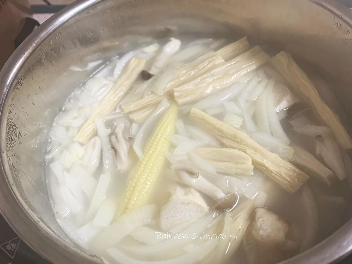 【不專業食記】網購開箱|日本Marue Shoyu博多水炊鍋 【不專業食記】網購開箱|日本Marue Shoyu博多水炊鍋