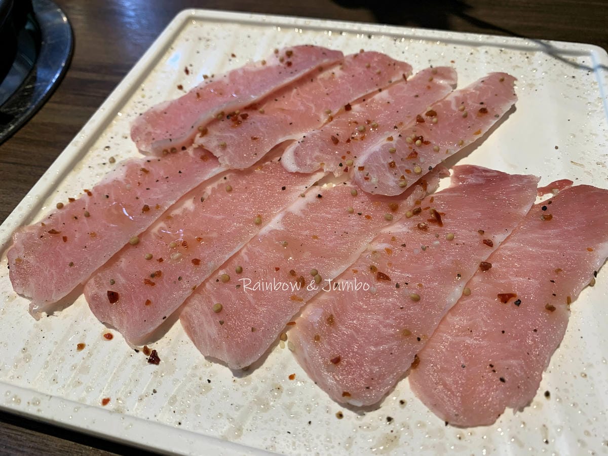 【不專業食記】台中西區|茶六燒肉堂(公益店)|茶六燒肉真饌牛 【不專業食記】台中西區|茶六燒肉堂(公益店)|茶六燒肉真饌牛