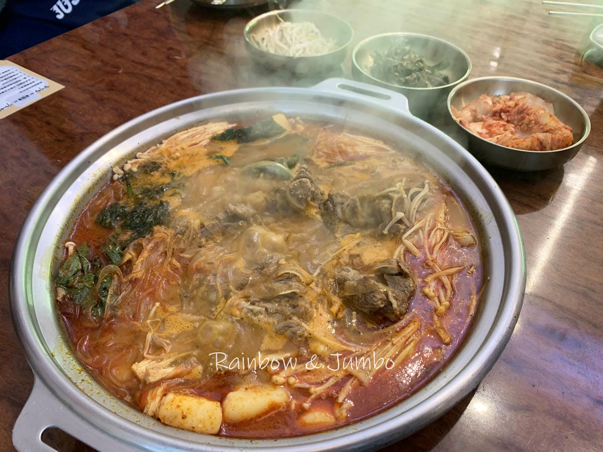 【不專業食記】台北中山|UNCLE-K 排骨火鍋店(合江火鍋 【不專業食記】台北中山|UNCLE-K 排骨火鍋店(合江火鍋