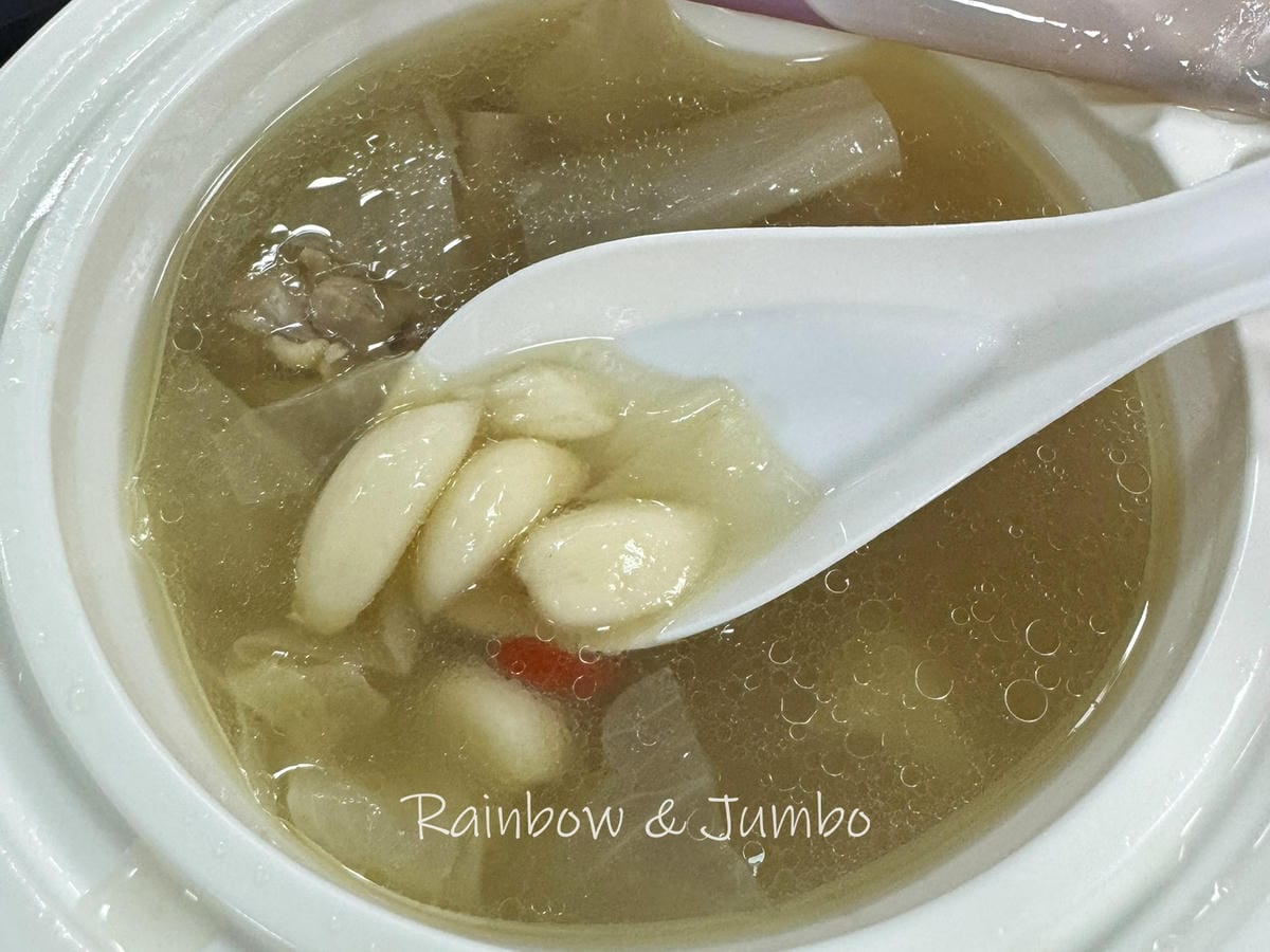 【不專業食記】全家開箱|沈早俱樂部草莓肉鬆蛋、沈早俱樂部貝果 【不專業食記】全家開箱|沈早俱樂部草莓肉鬆蛋、沈早俱樂部貝果